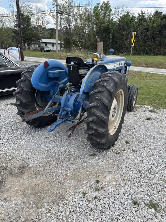Ford 3000 Diesel - Image 5