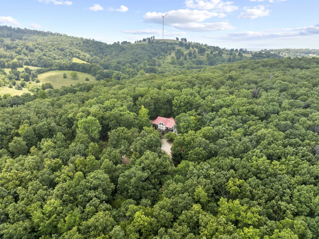 3 bed 3 bath home on 26.19 acres - Image 10