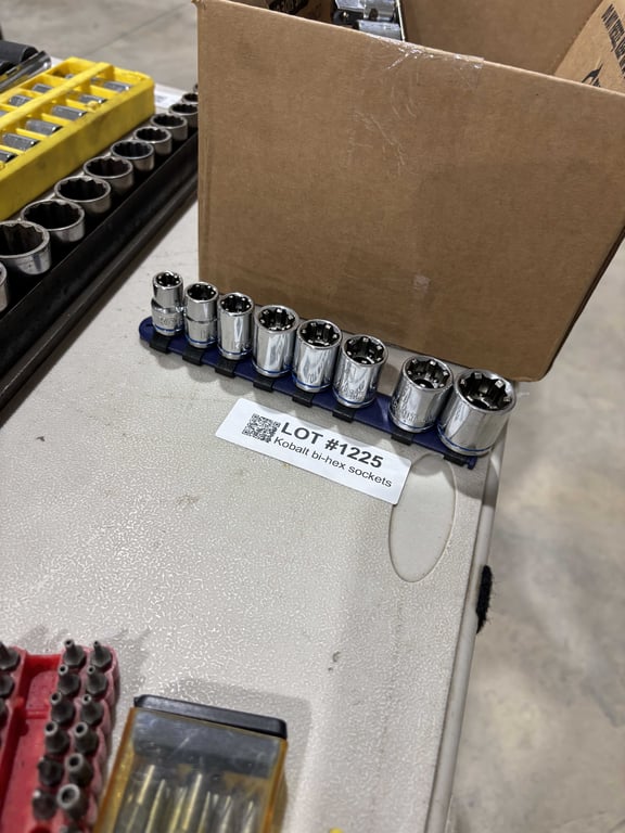 Kobalt bi-hex sockets