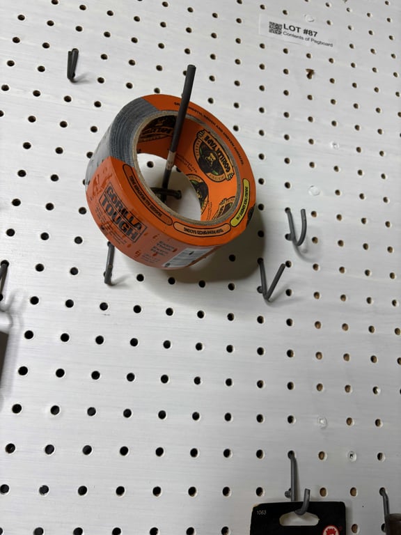 Contents of Pegboard - Image 4