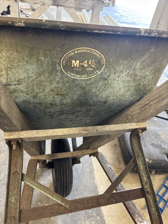 Wheelbarrow - Image 4