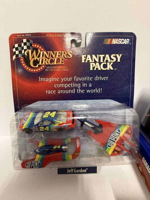 4 - WINNERS CIRCLE JEFF GORDON COL. - Image 3
