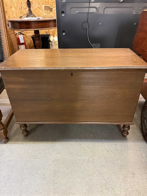 ANT. HOPE CHEST