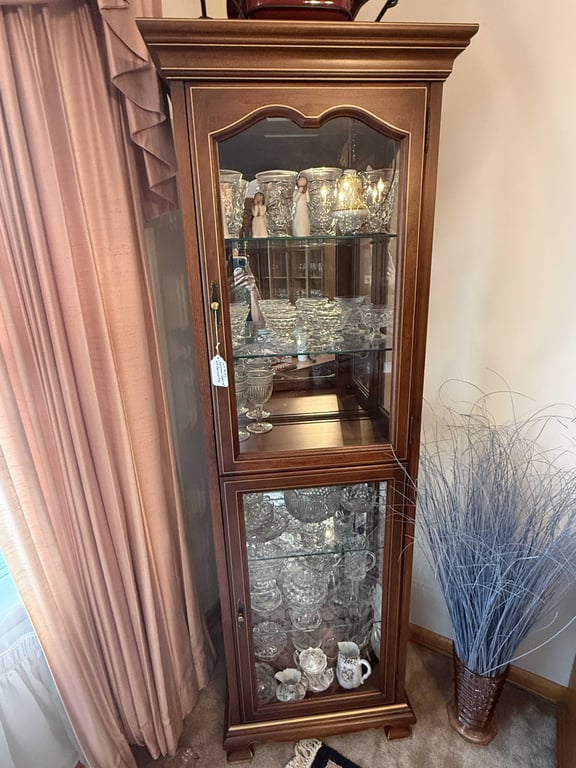 JASPER CABINET CURIO DISPLAY W/CONTENTS