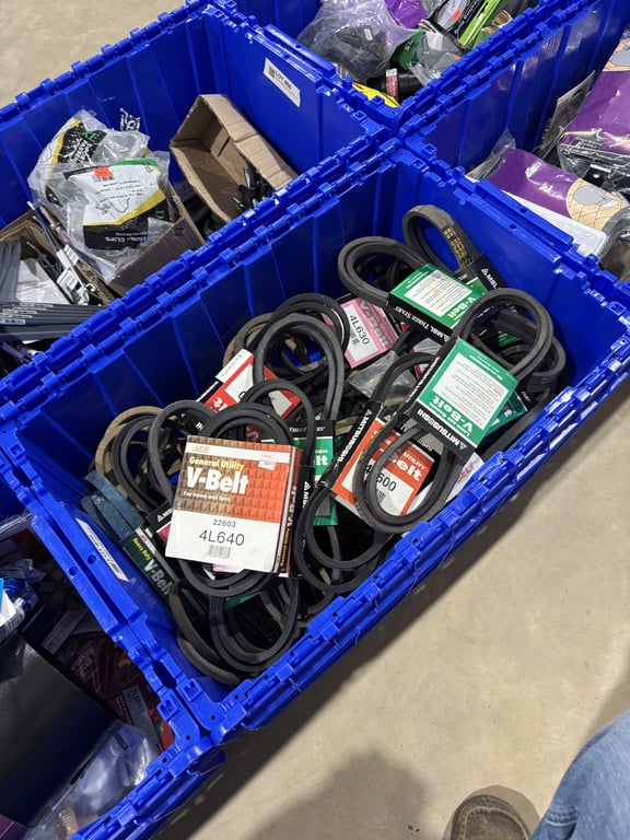 Tote of belts