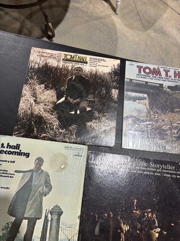 5 Tom T Hall Albums - Image 2