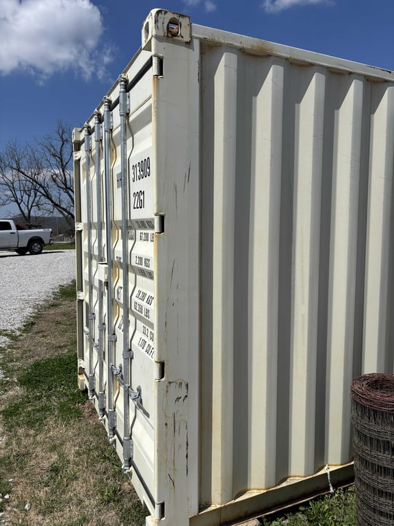 20' Shipping Container - Image 3