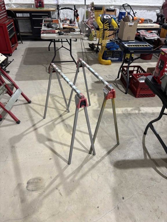Craftsman folding stands