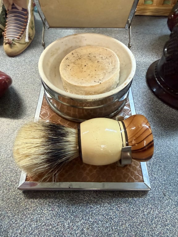 VTG SHAVING KIT - Image 2