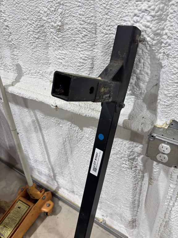 Receiver mount bike rack - Image 3