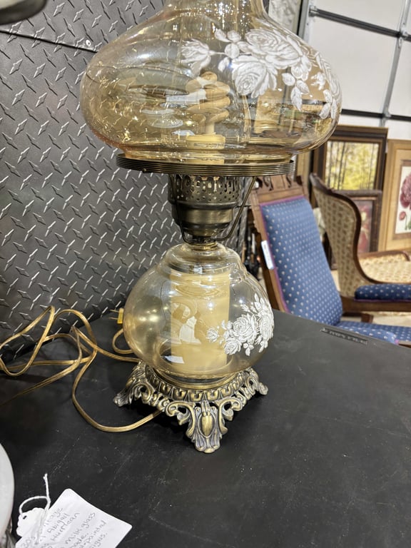 Vintage Hurricane Lamp - Image 4