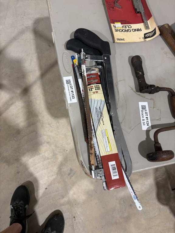 Hacksaws & misc blades