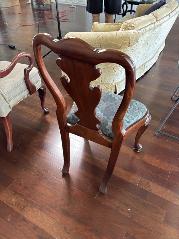 Cushioned Ornate Wood Framed Chair - Image 5