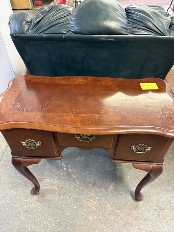 COUNCIL FURNITURE TRADITIONAL QUEEN ANNE MAHGANY LOWBOY - Image 2