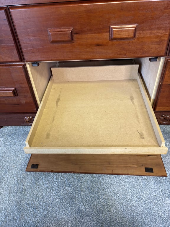 Entertainment Center - Image 5