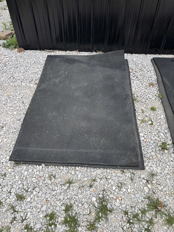 2 Stock Mats - Image 2