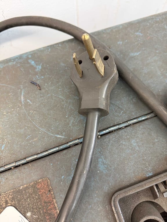 220 V MILLER WELDER (NOT WORKING) - Image 3