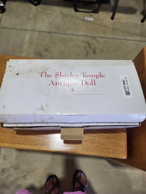 Shirley Temple doll - Image 4