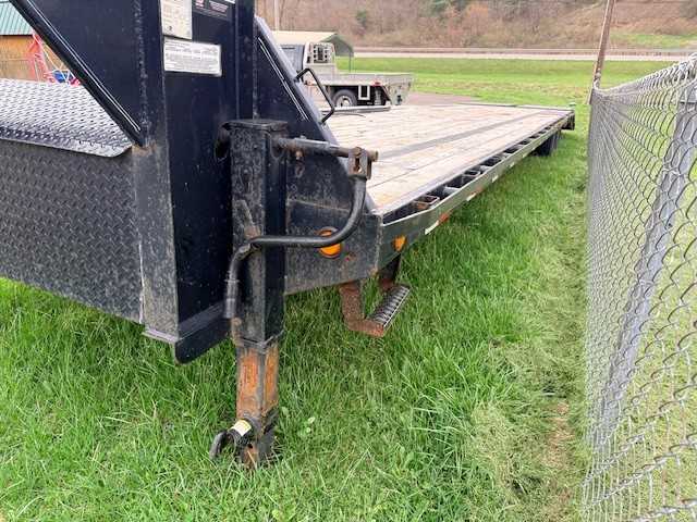 2022 P J 40FT GOOSENECK TRAILER - Image 2