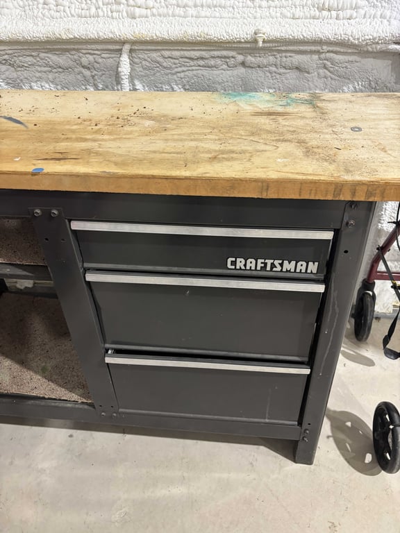 Craftsman 3 drawer work bench - Image 2