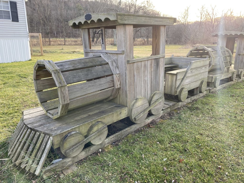 KINZERBILT AMISH MADE TRAIN PLAYSET 4 PC - Image 4