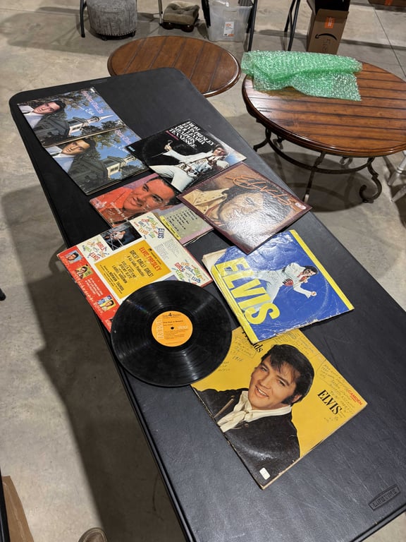 11 Elvis Albums