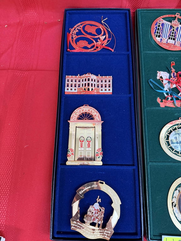 3 SET'S OF OFFICIAL WHITE HOUSE HISTORICAL ASSOC. ORNAMENTS - Image 2