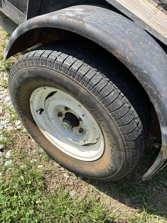 10' Tilt Trailer - Image 4