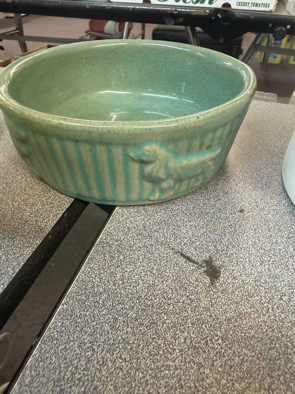 ROSEVILLE GLAZED DOG BOWL