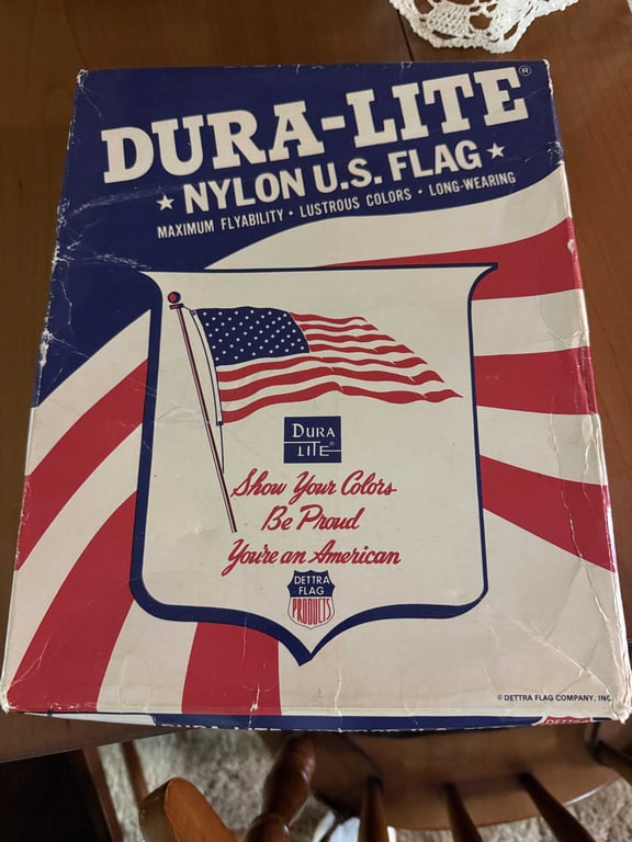 NYLON FLAG IN BOX
