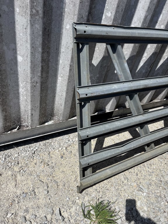 92" Cattle Gate - Image 2