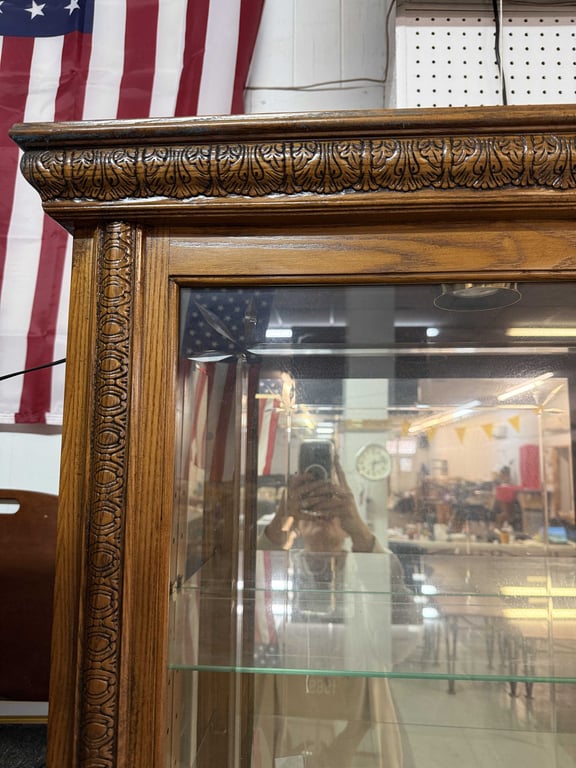 OAK CURIO CABINET - Image 2