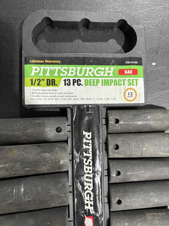 13 pc 1/2" standard Pittsburgh deep impact socket set - Image 2