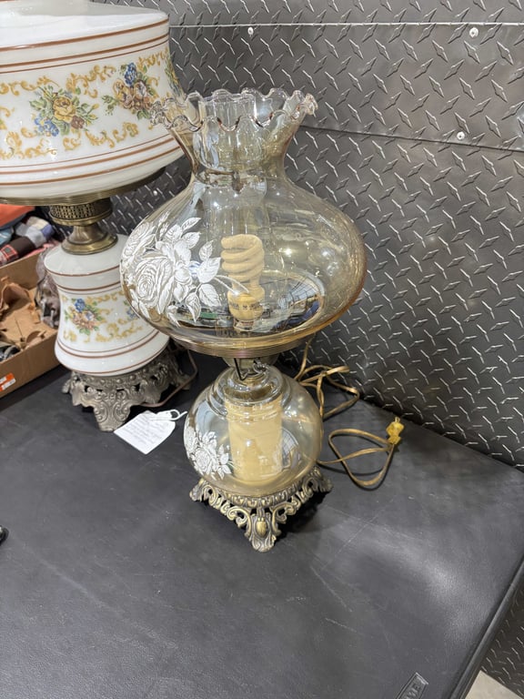 Vintage Hurricane Lamp - Image 3