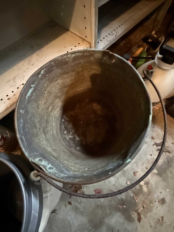ANT. COPPER KETTLE (HANDLE BROKEN) - Image 2