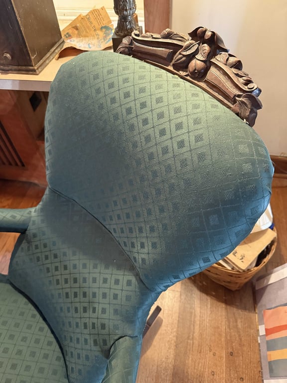 VICTORIAN WOODEN ROCKER - Image 2