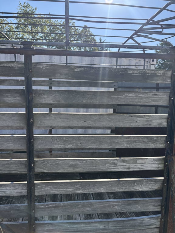 Stock trailer - Image 4