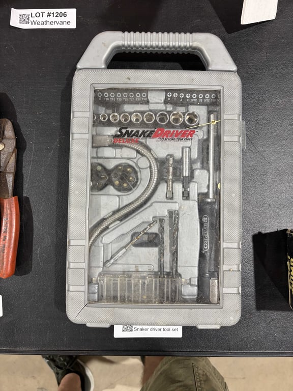 Snaker driver tool set