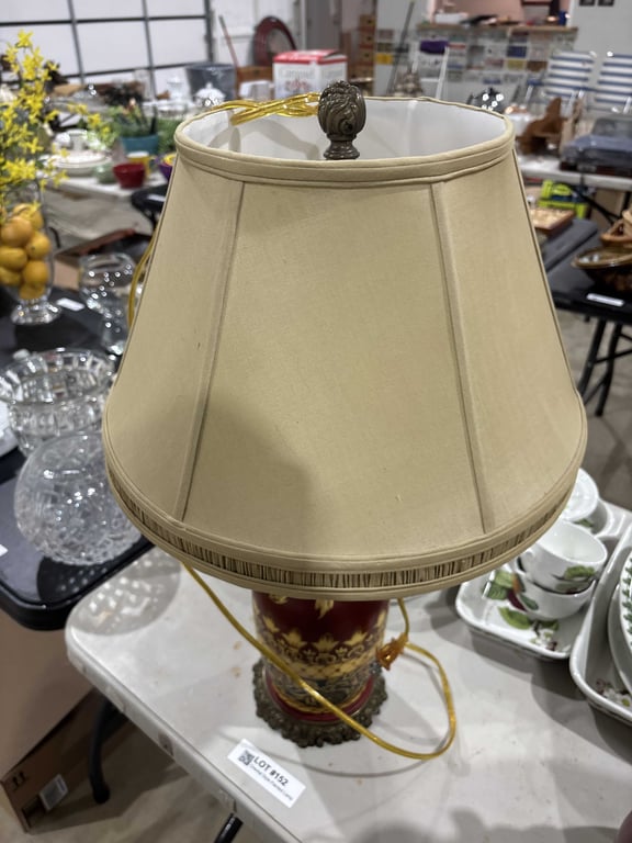 Oriental Style Painted Lamp - Image 3