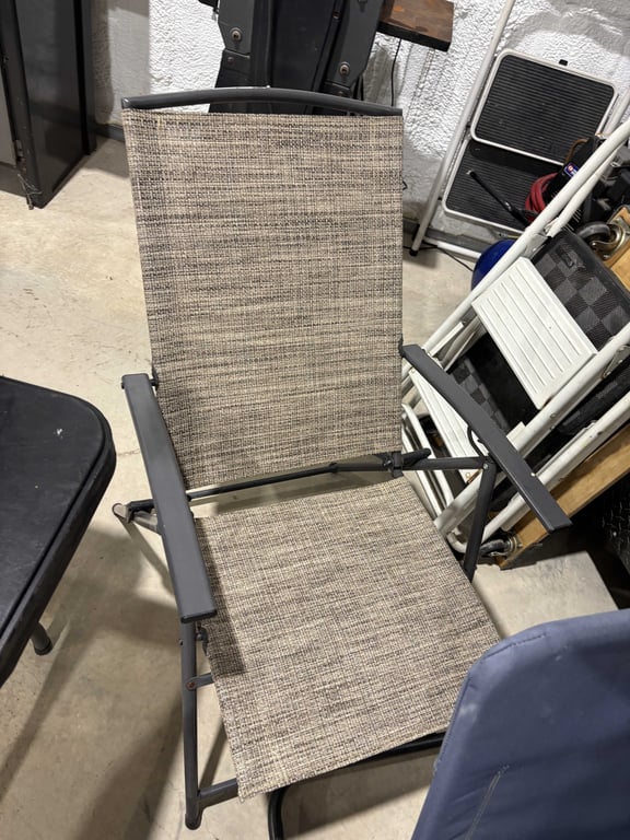 3 misc outdoor chairs - Image 4