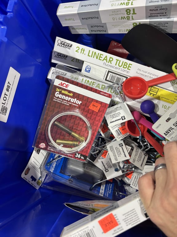 Tote of fluorescent bulbs, scissors, hooks, misc - Image 6