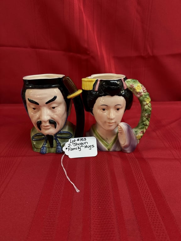 PAIR "SHOGUN FAMILY" MUGS
