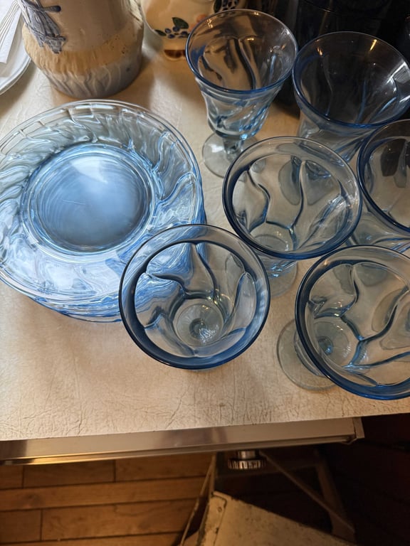 SET OF VTG FOSTORIA "JAMESTOWN BLUE" GLASSES - Image 2