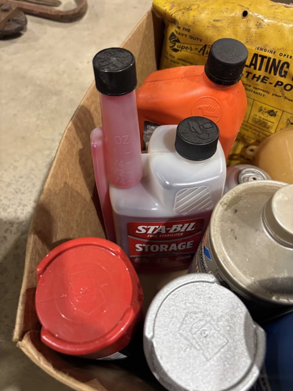 Box misc glass cleaner, round up, oil, etc - Image 2
