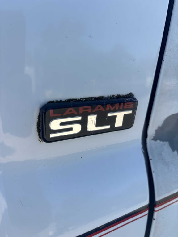 1998 Dodge Ram 1500 Laramie SLT - Image 19
