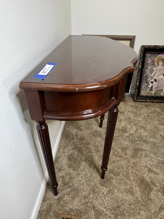Wooden entry table - Image 2