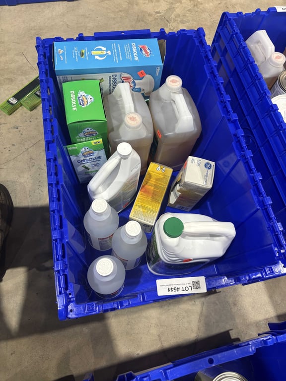 Tote of misc cleaning supplies/liquids