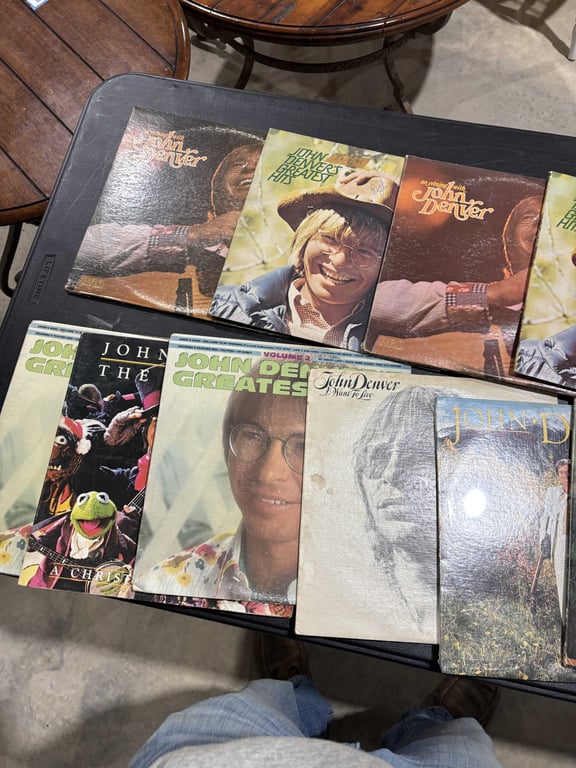 19 John Denver - Image 4