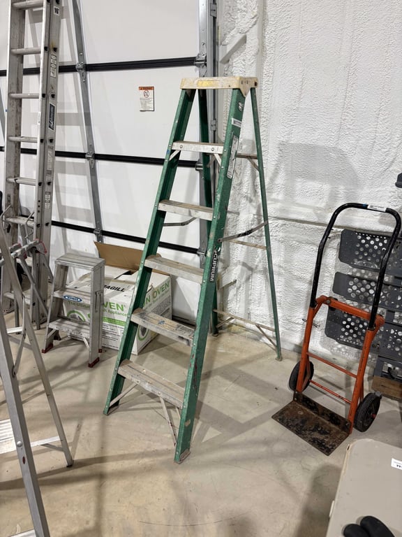Cuprum 6' fiberglass ladder