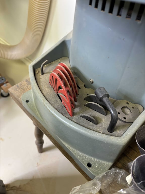 Delta B.O.S Bench Oscillating Spindle Sander - Image 3